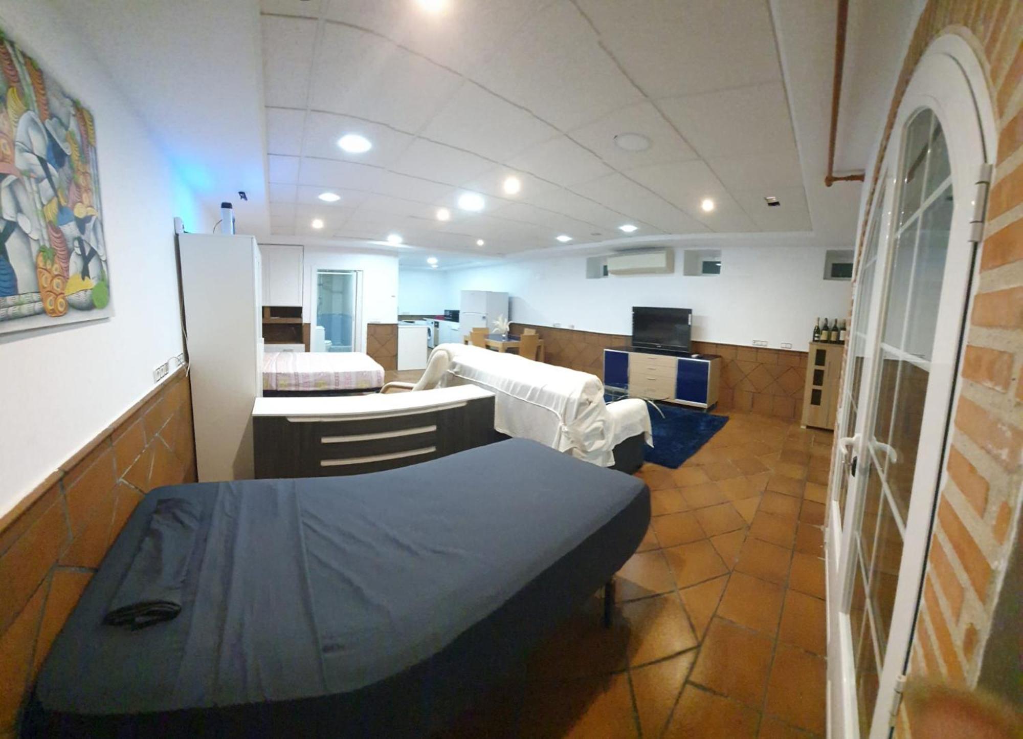 Loft Pinares Apartment Mostoles Exterior photo